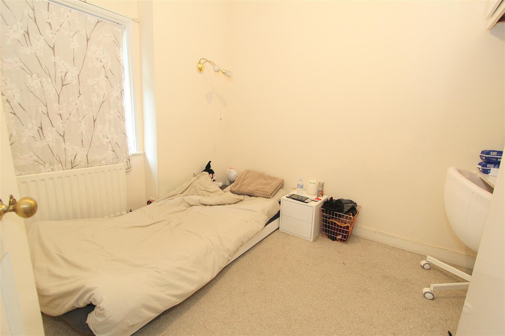 Woodcote Grove Road, Coulsdon